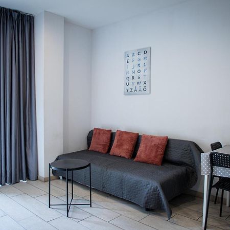 Apartamentos Comfort Calella Buitenkant foto